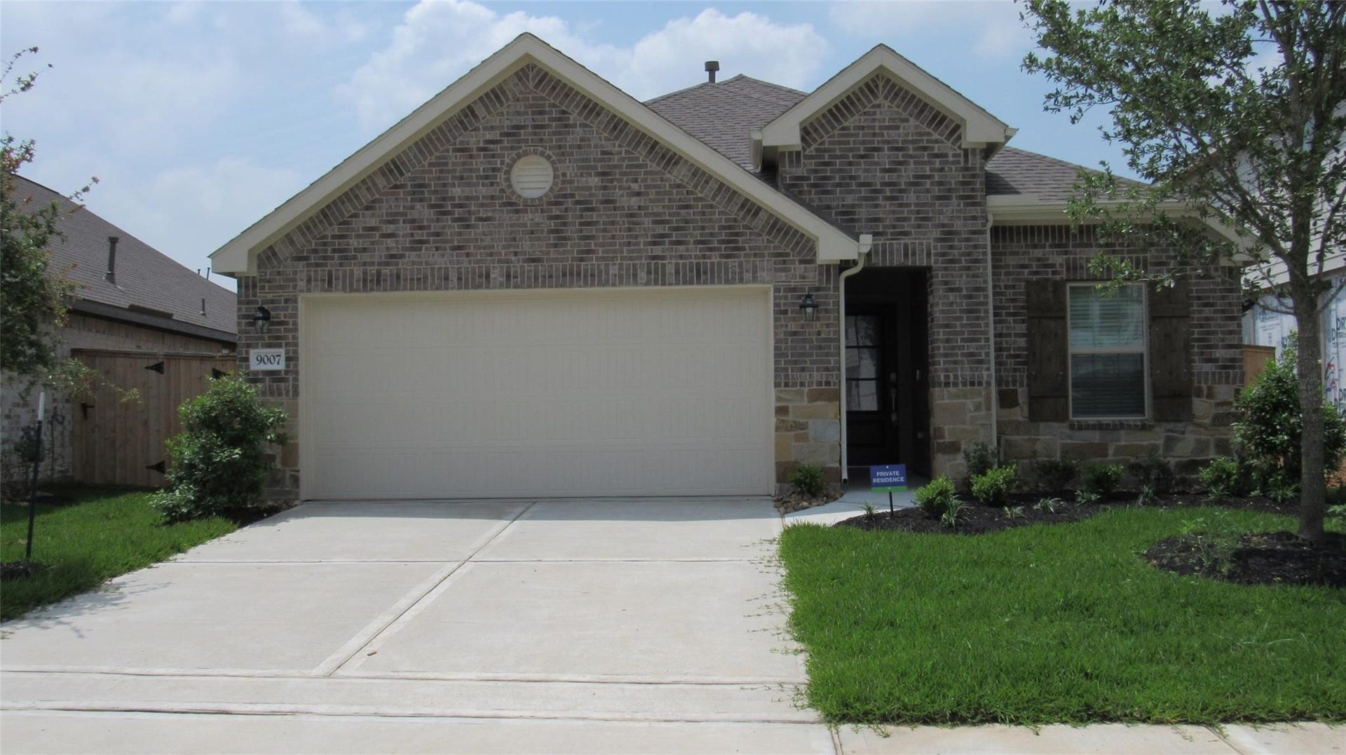 9007 Beacon Mill Drive, Cypress, TX 77433 9007 Beacon Mill Drive, Cypress, TX 77433