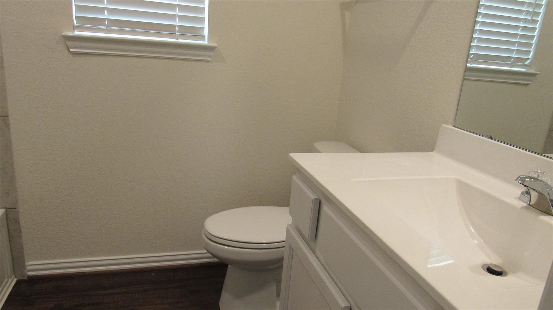 9007 Beacon Mill Drive, Cypress, TX 77433 9007 Beacon Mill Drive, Cypress, TX 77433