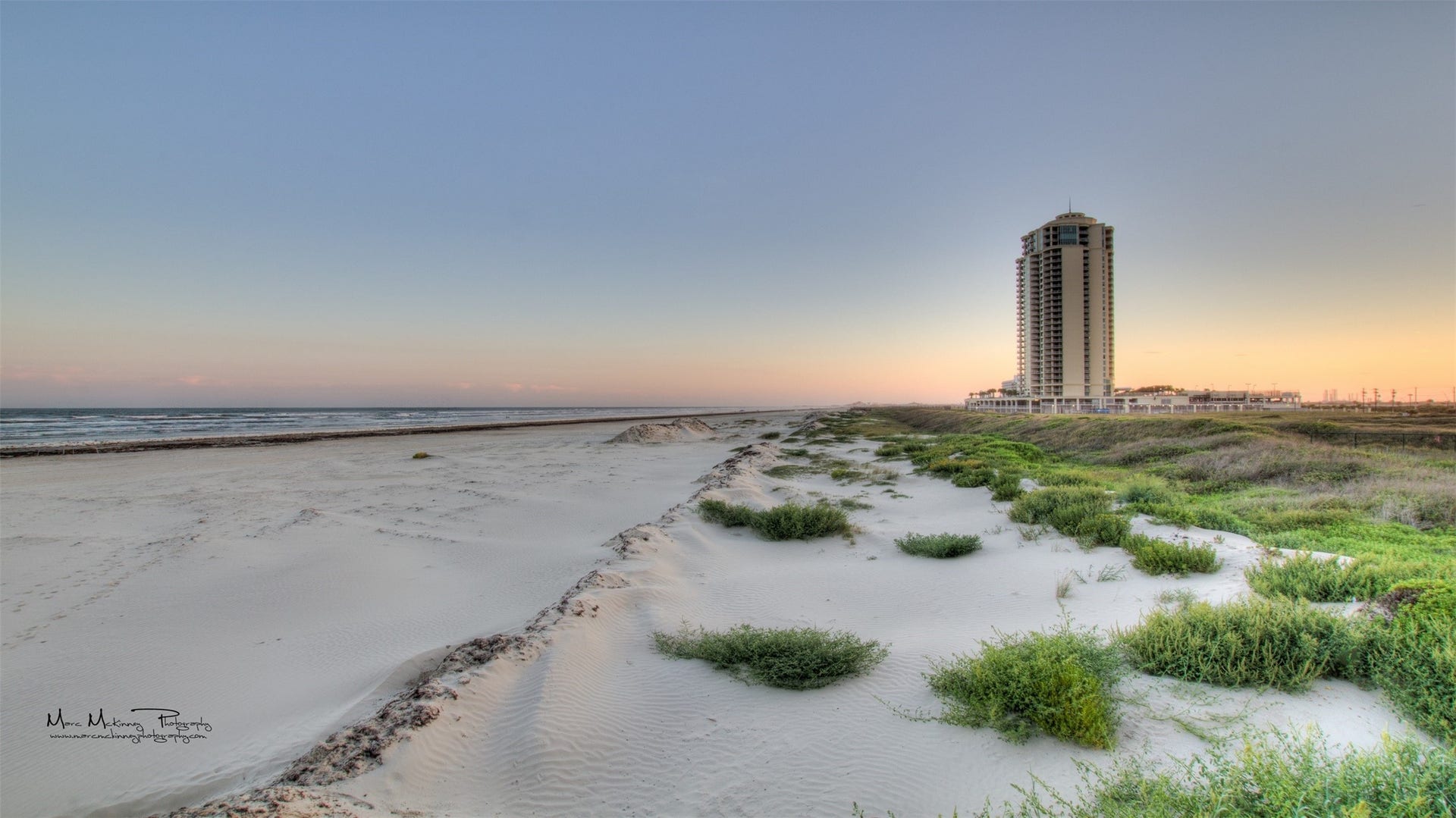 801 E Beach Drive, #BC2808, Galveston, TX 77550 Expansive beaches, inviting sands, and Palisade Palms rising along the Gulf.