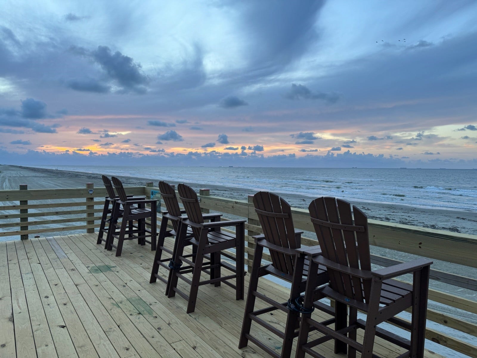 801 E Beach Drive, #BC2808, Galveston, TX 77550 At the end of the dune walkover, the observation deck offers a peaceful place to unwind, watch the waves, and take in a spectacular coastal sunset.