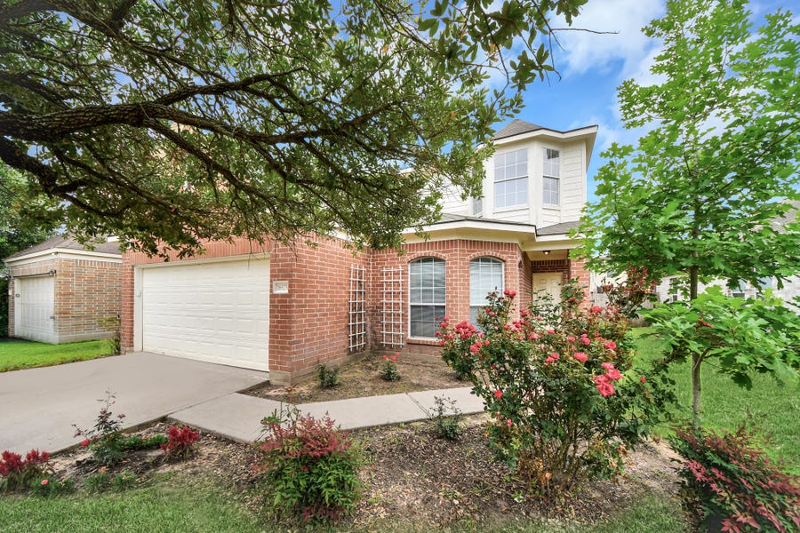 Property photo for 18523 Alemarble Oak Street, Cypress, TX