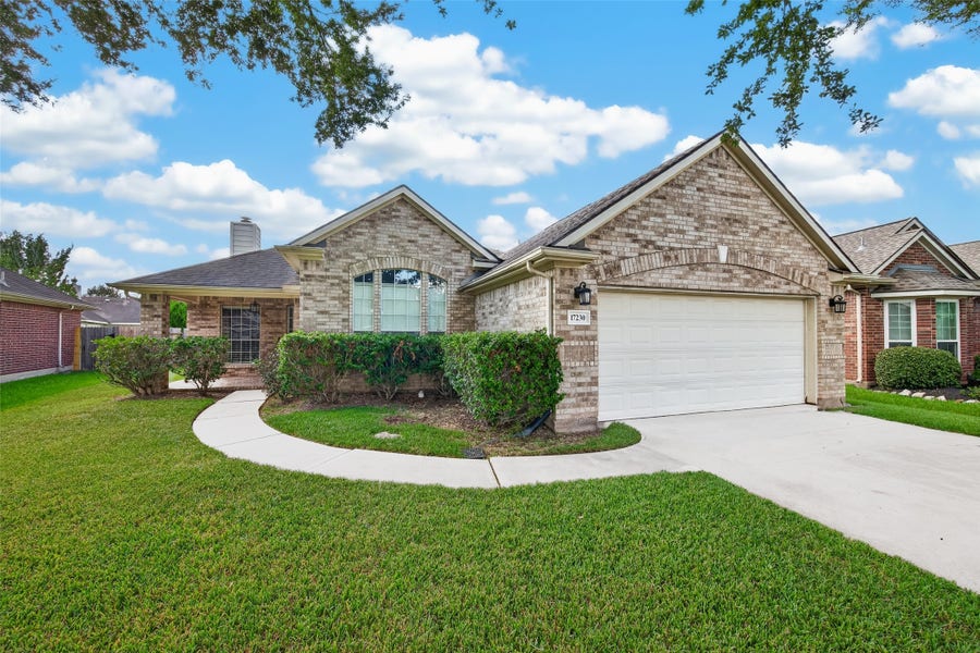 Property photo for 17230 Pecan Acres Drive, Sugar Land, TX