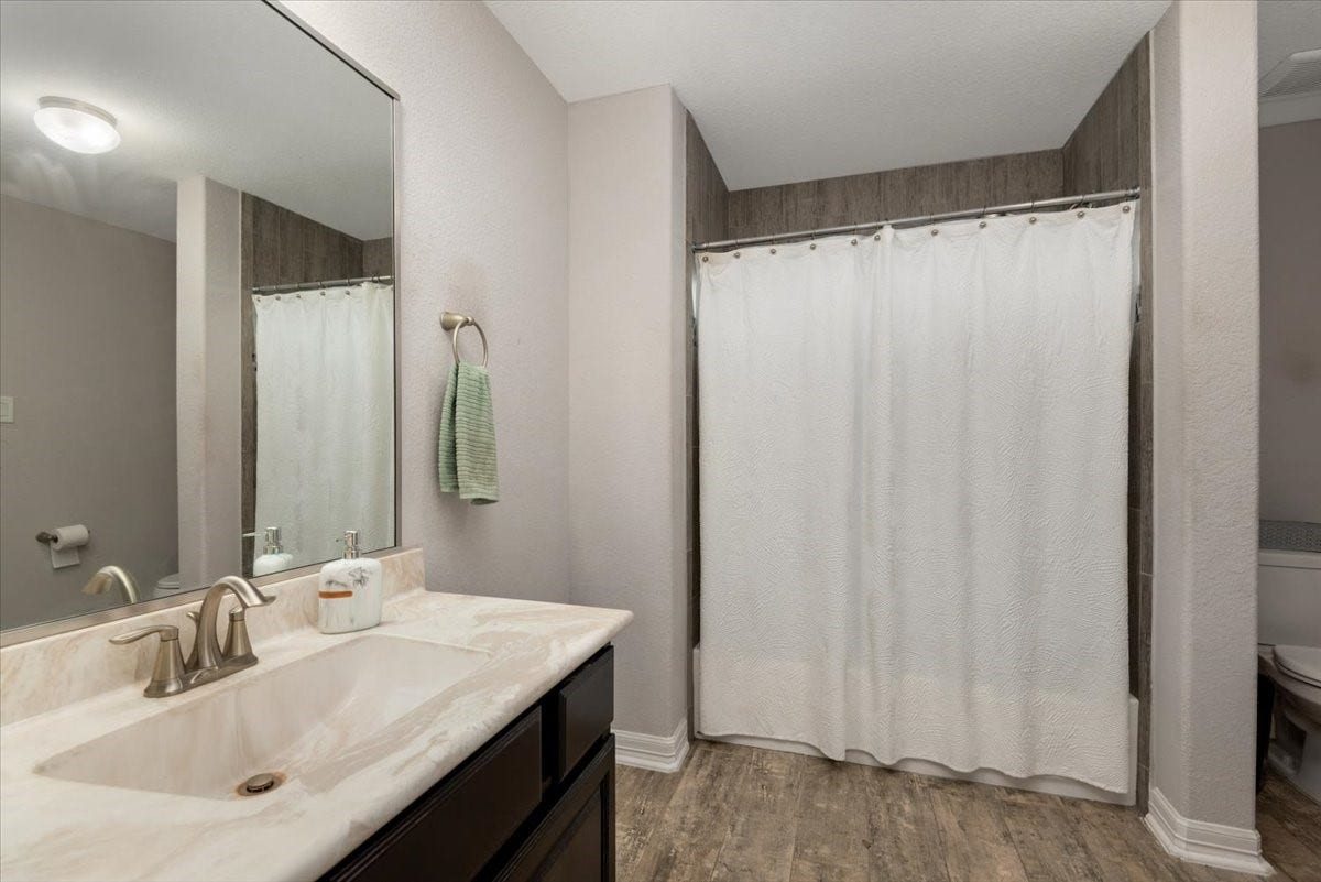 32019 Casa Linda Drive, Hockley, TX 77447 32019 Casa Linda Drive, Hockley, TX 77447