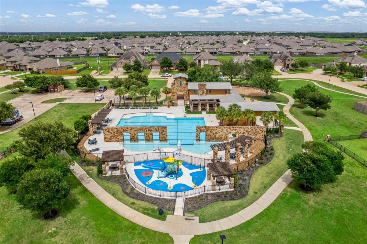 32019 Casa Linda Drive, Hockley, TX 77447 32019 Casa Linda Drive, Hockley, TX 77447