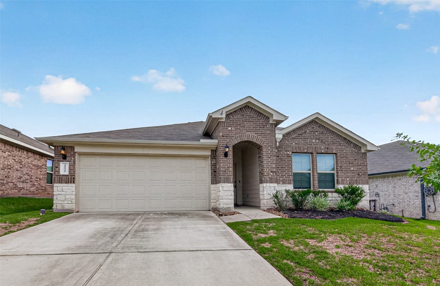 Property photo for 11527 Kalinago View Lane, Conroe, TX