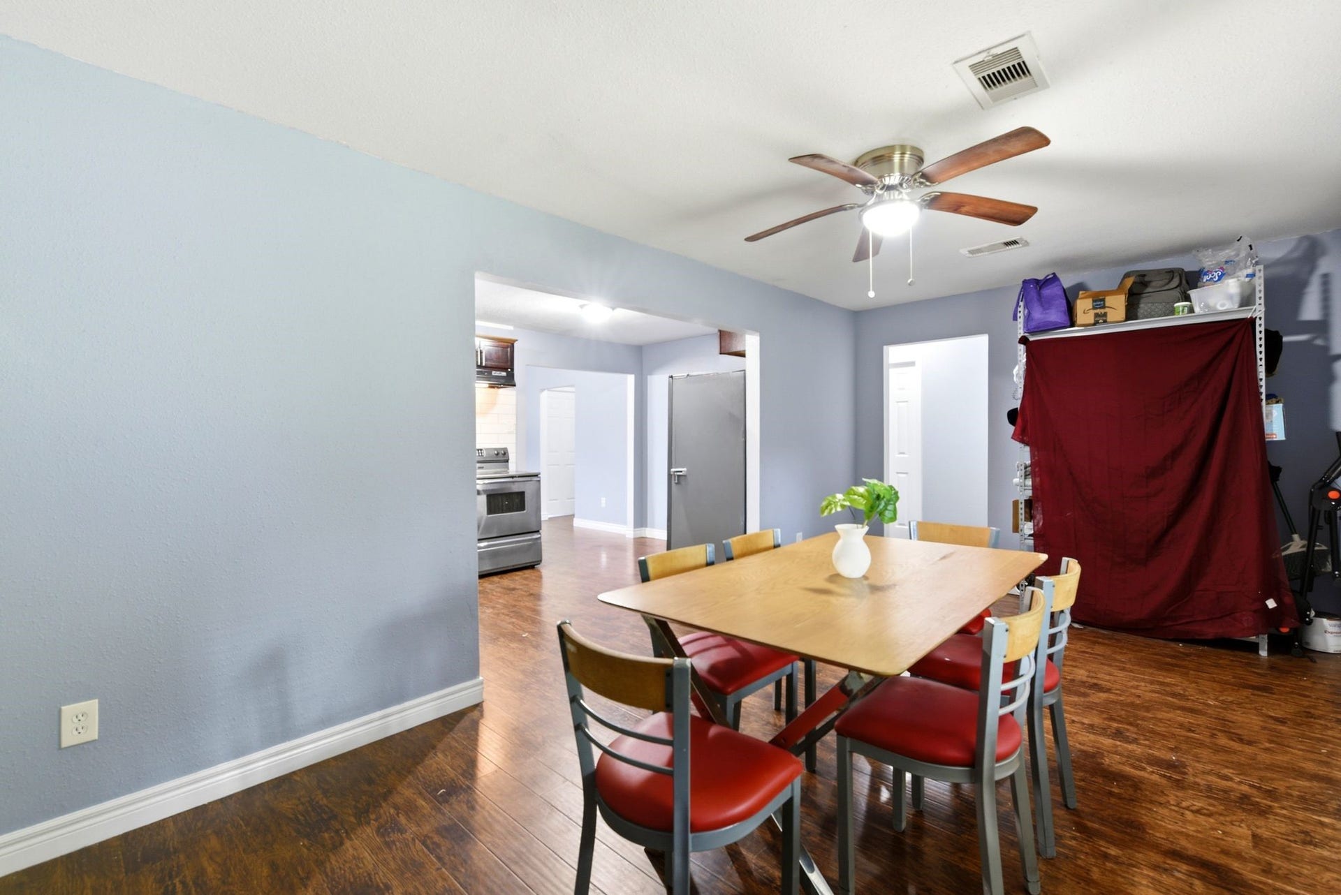 3910 DICKINSON Avenue, Dickinson, TX 77539 3910 DICKINSON Avenue, Dickinson, TX 77539