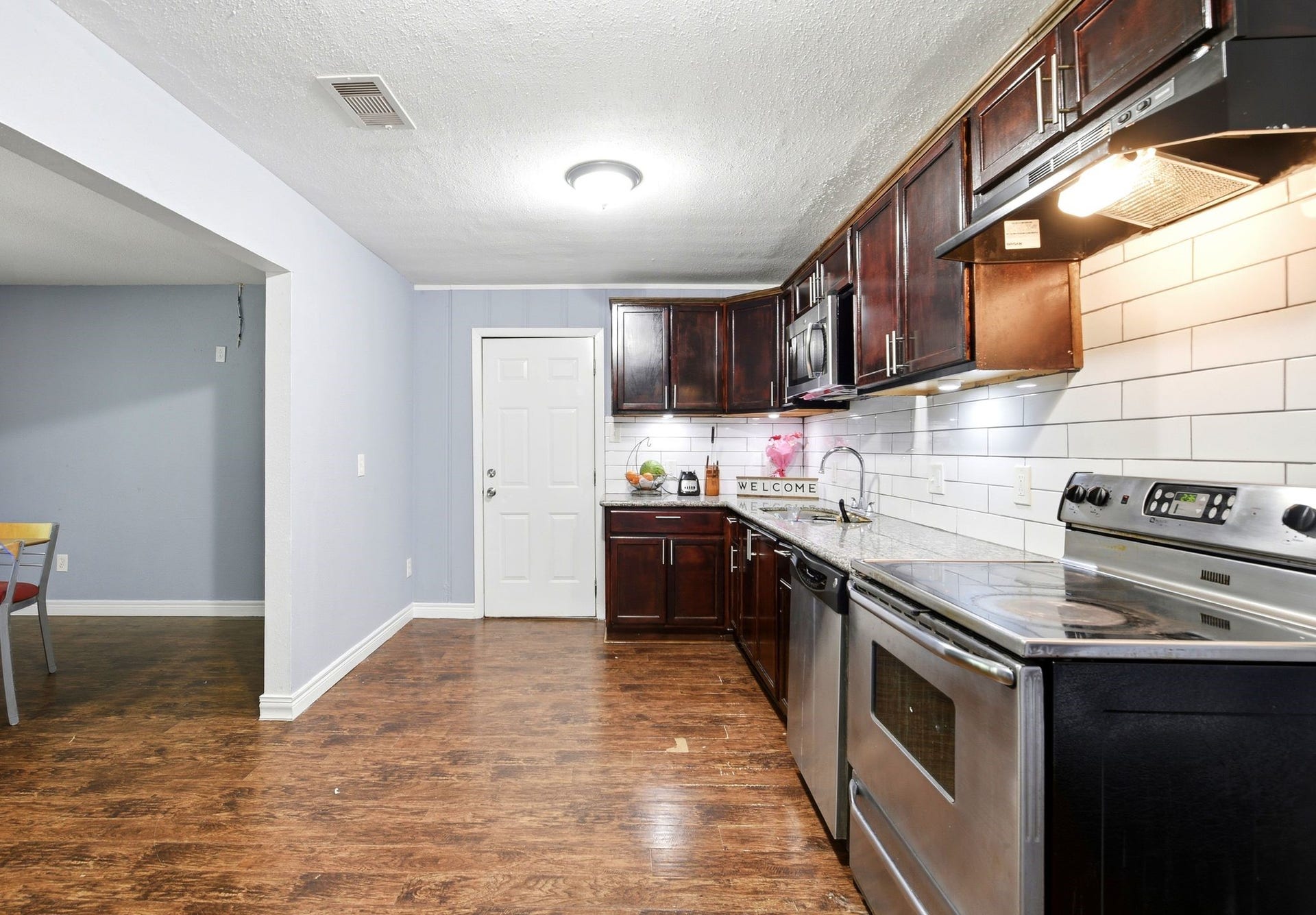 3910 DICKINSON Avenue, Dickinson, TX 77539 3910 DICKINSON Avenue, Dickinson, TX 77539