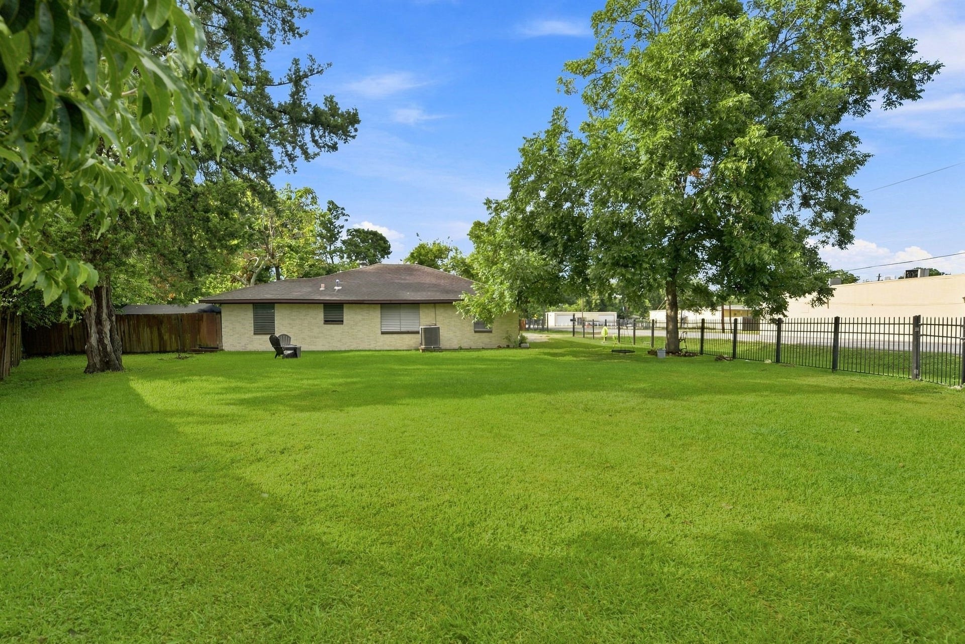 3910 DICKINSON Avenue, Dickinson, TX 77539 3910 DICKINSON Avenue, Dickinson, TX 77539