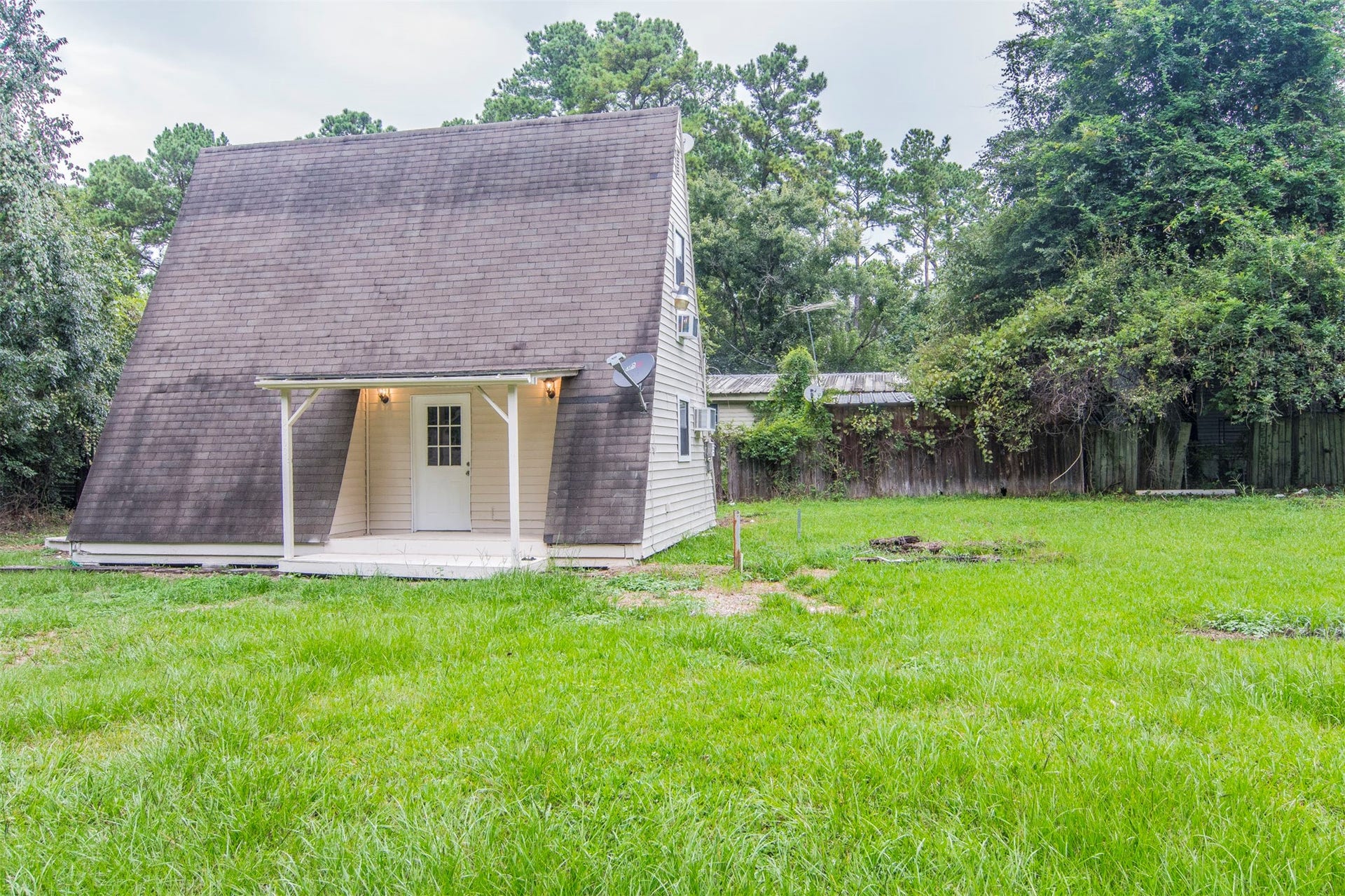 9760 Black Gum, Willis, TX 77318 9760 Black Gum, Willis, TX 77318