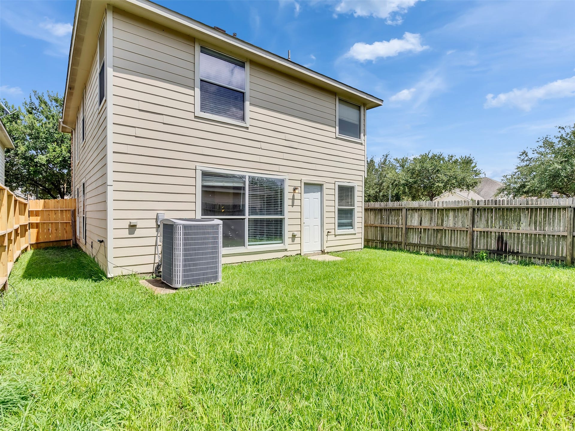 3710 Windmill Village Drive, Houston, TX 77082 3710 Windmill Village Drive, Houston, TX 77082