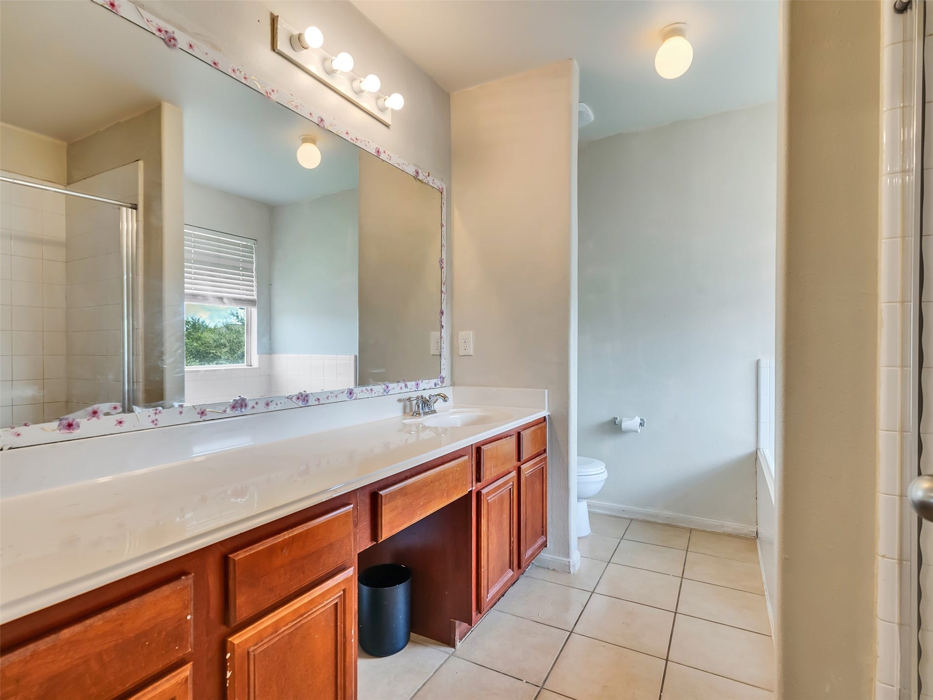 3710 Windmill Village Drive, Houston, TX 77082 3710 Windmill Village Drive, Houston, TX 77082