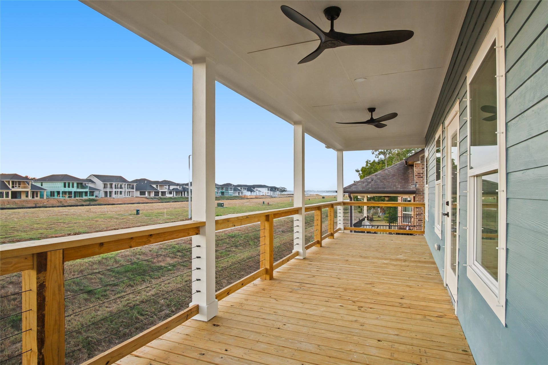 406 West Drive, Kemah, TX 77565