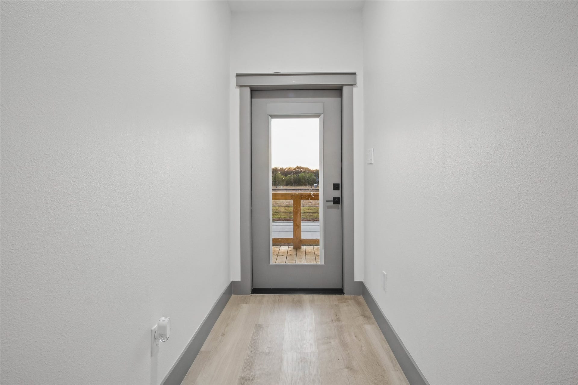 406 West Drive, Kemah, TX 77565
