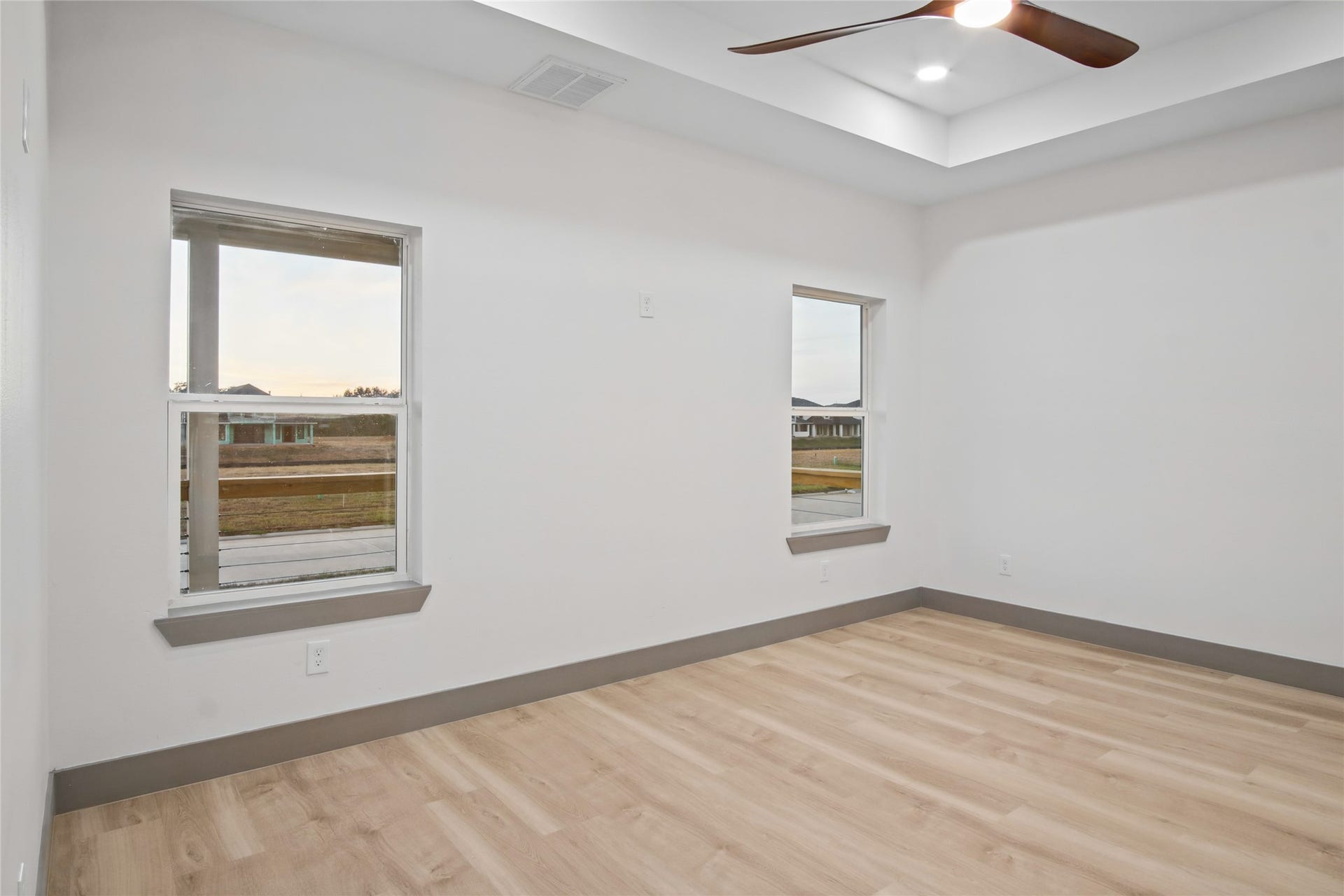 406 West Drive, Kemah, TX 77565