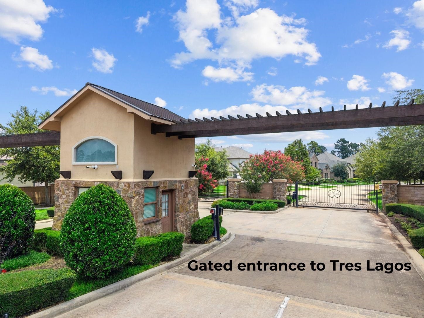 4906 Tres Lagos Drive, Spring, TX 77389 4906 Tres Lagos Drive, Spring, TX 77389