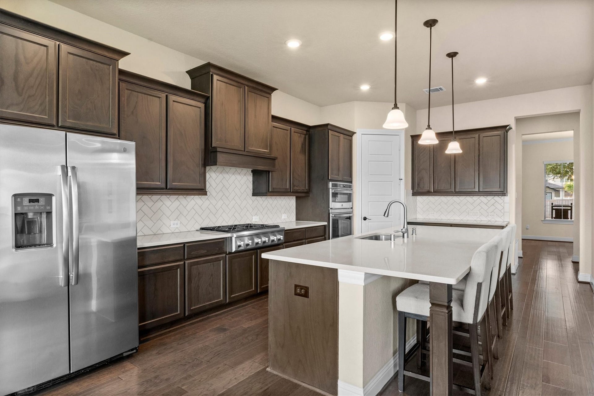 4906 Tres Lagos Drive, Spring, TX 77389 4906 Tres Lagos Drive, Spring, TX 77389