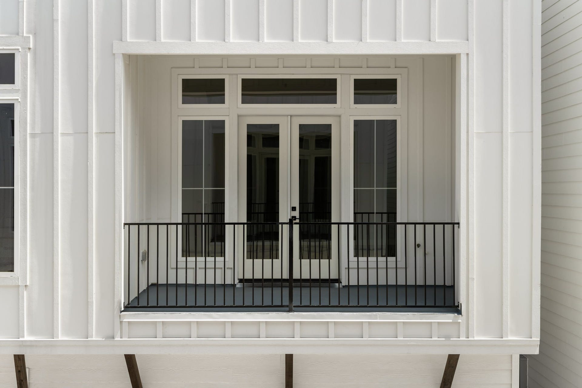 1175 W 19th Street, Houston, TX 77008 Private balcony