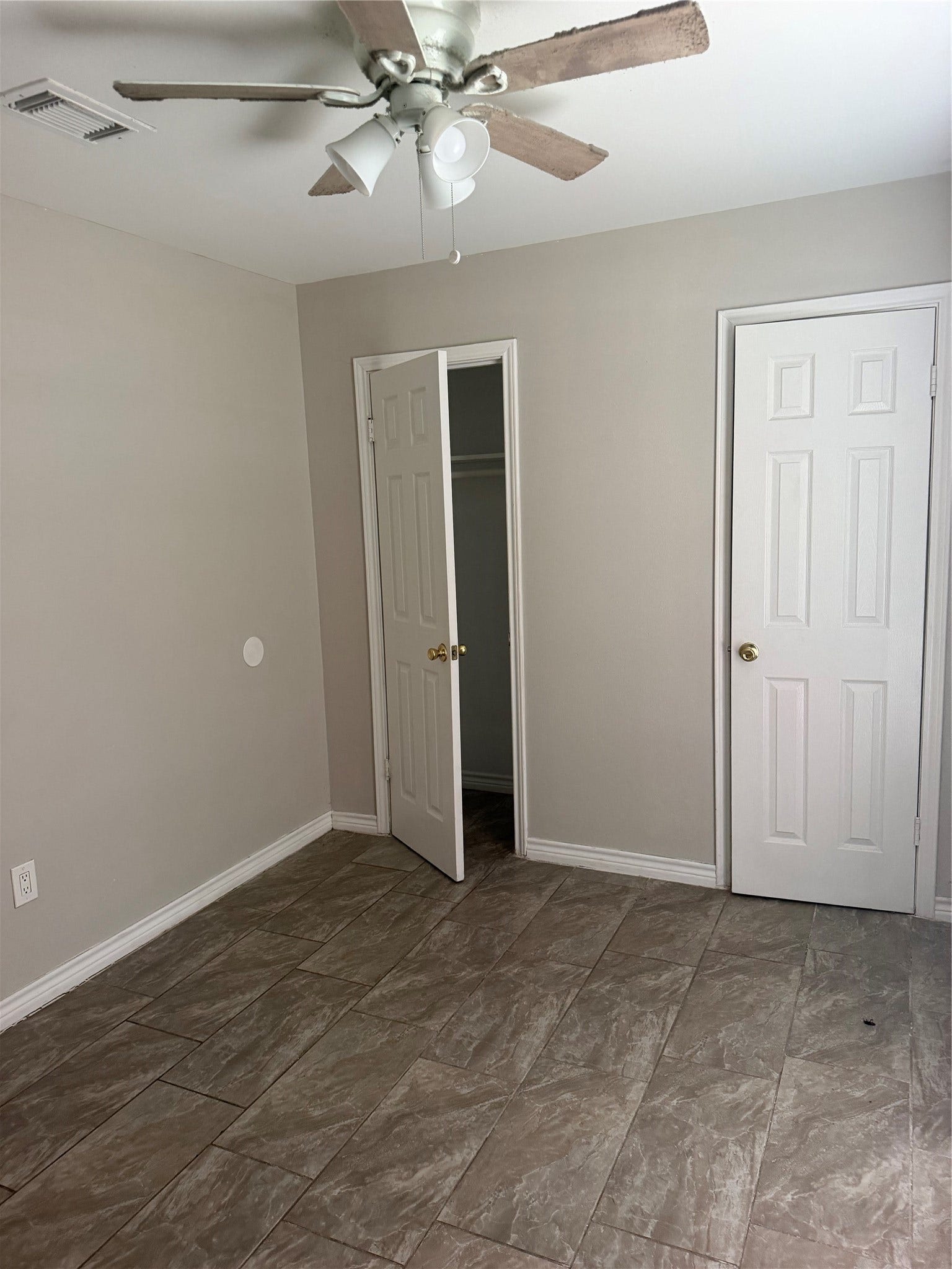 1610 2nd Street, League City, TX 77573 1610 2nd Street, League City, TX 77573