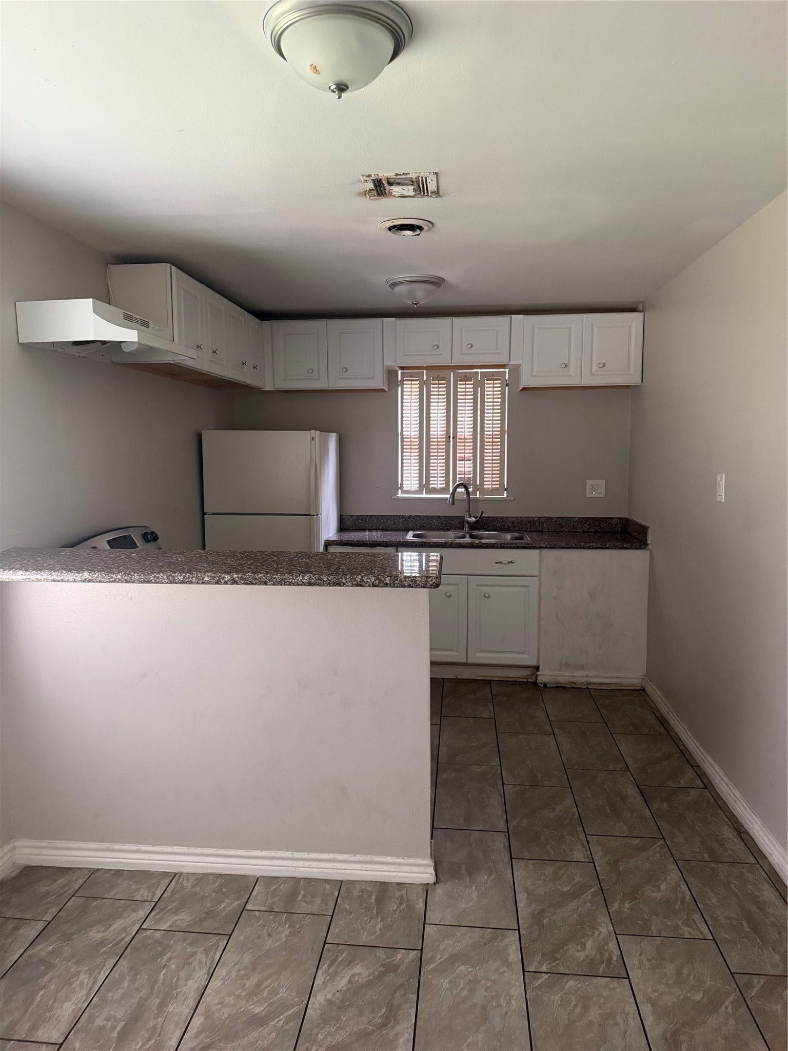 1610 2nd Street, League City, TX 77573 1610 2nd Street, League City, TX 77573