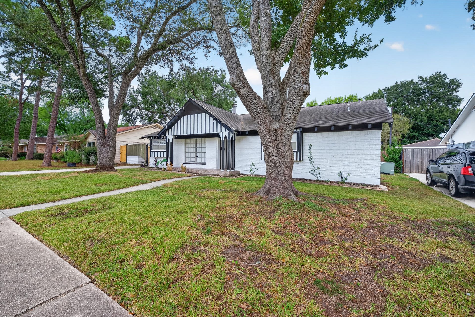 6038 Cartagena Street, Houston, TX 77035 6038 Cartagena Street, Houston, TX 77035