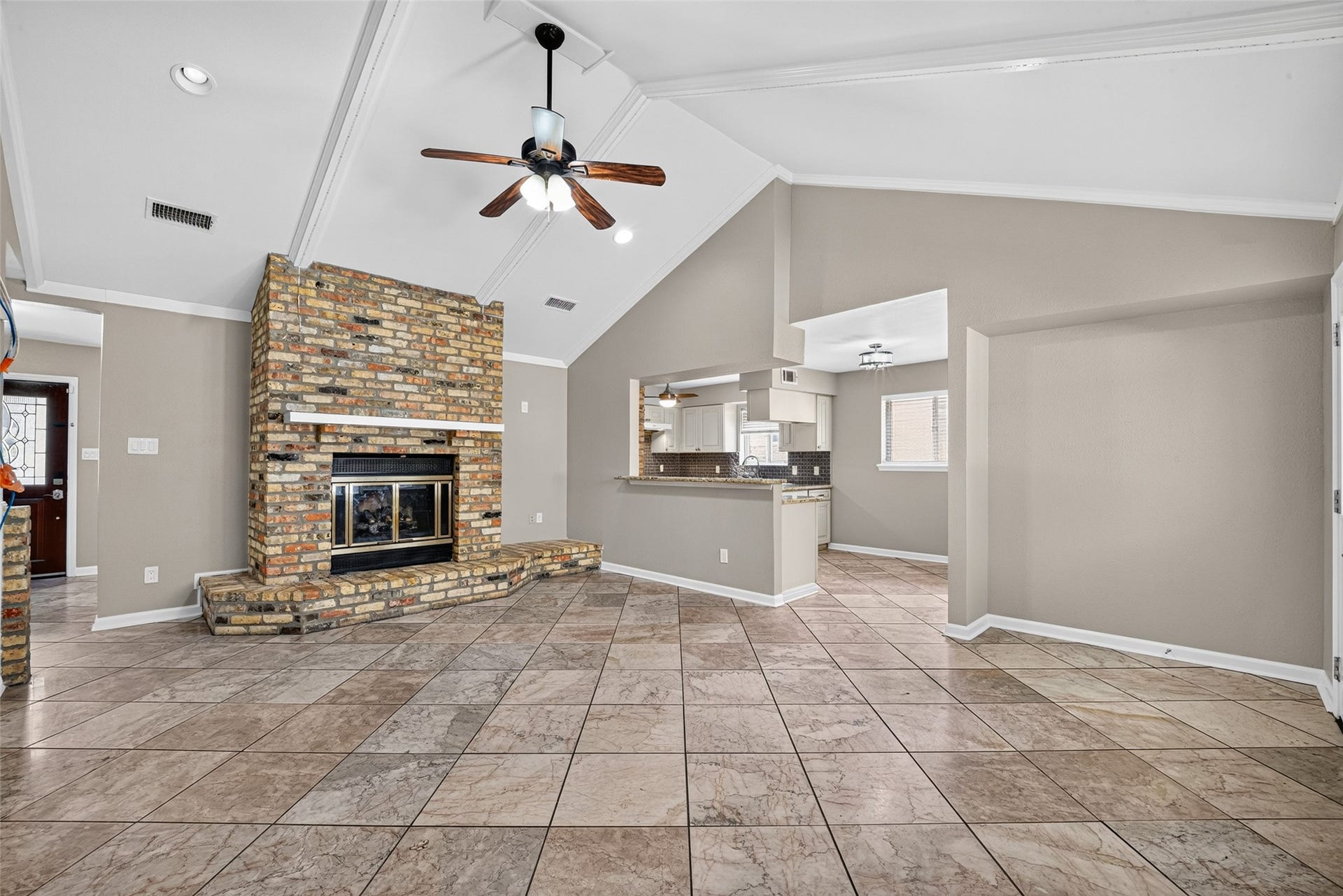 6038 Cartagena Street, Houston, TX 77035 6038 Cartagena Street, Houston, TX 77035