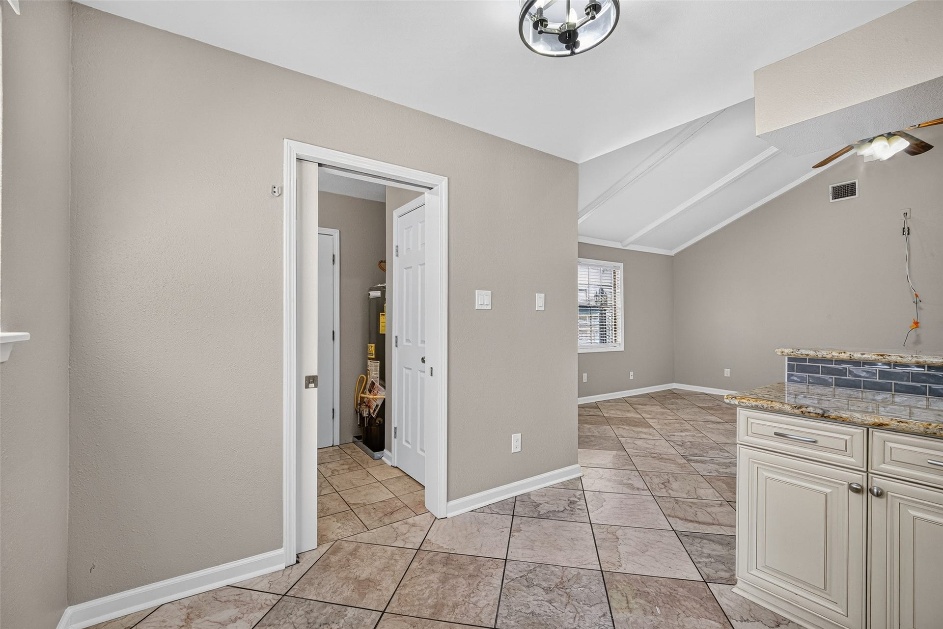 6038 Cartagena Street, Houston, TX 77035 6038 Cartagena Street, Houston, TX 77035