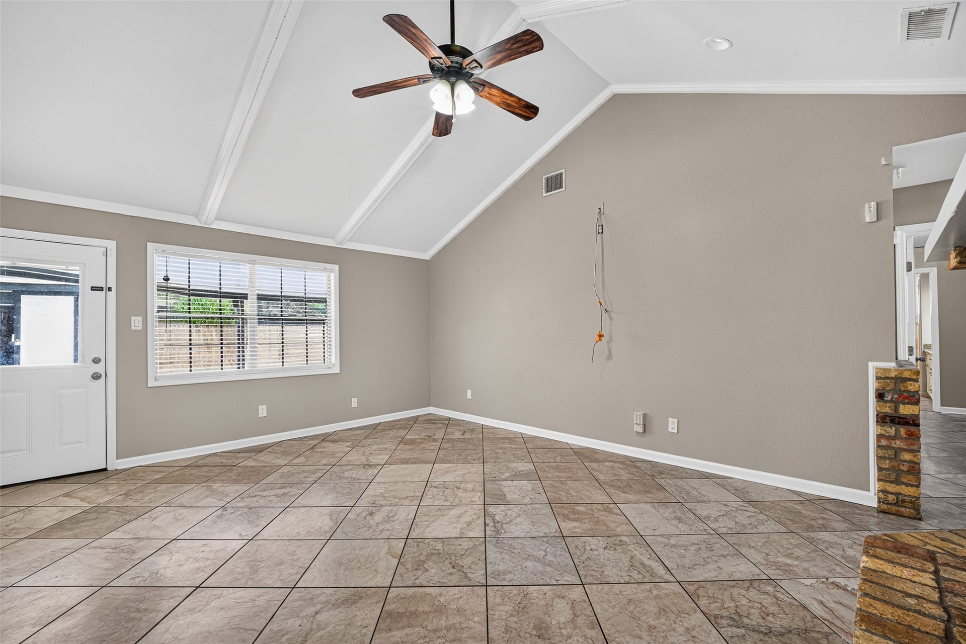 6038 Cartagena Street, Houston, TX 77035 6038 Cartagena Street, Houston, TX 77035
