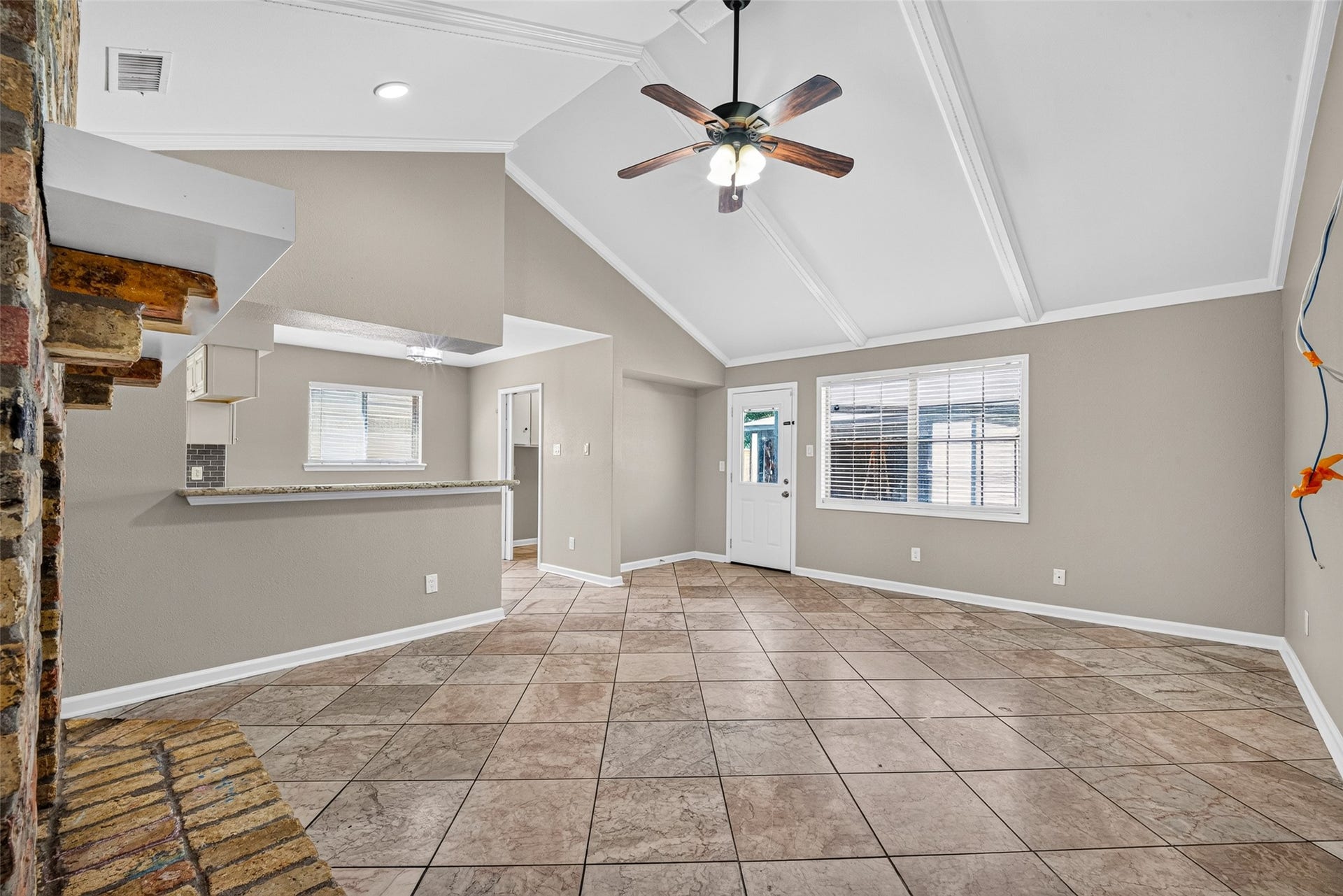 6038 Cartagena Street, Houston, TX 77035 6038 Cartagena Street, Houston, TX 77035
