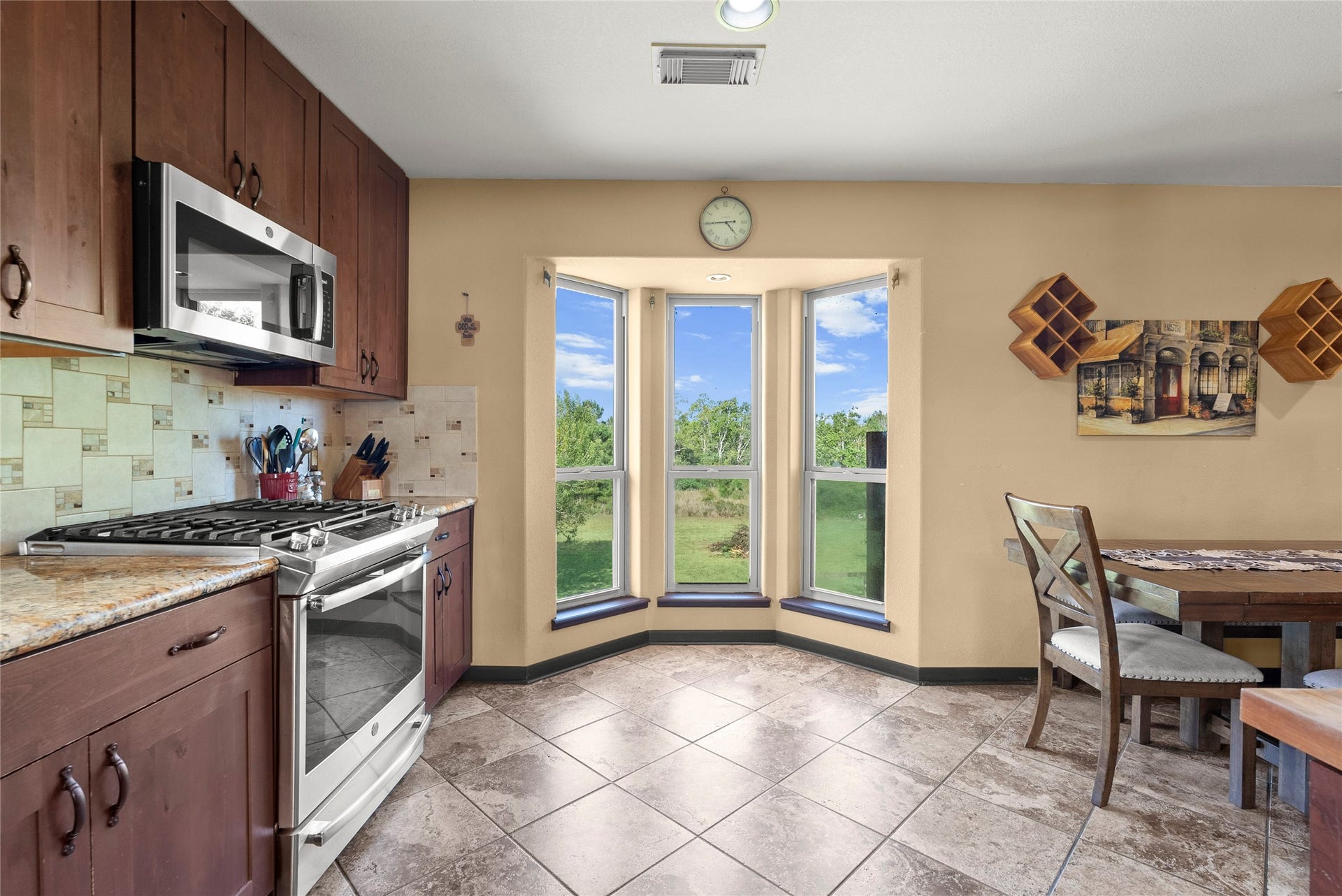 6510 Wig Street, San Leon, TX 77539 6510 Wig Street, San Leon, TX 77539