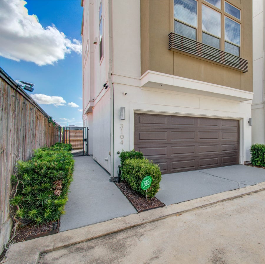 Property photo for 3104 Mitchell Landing Court, Houston, TX