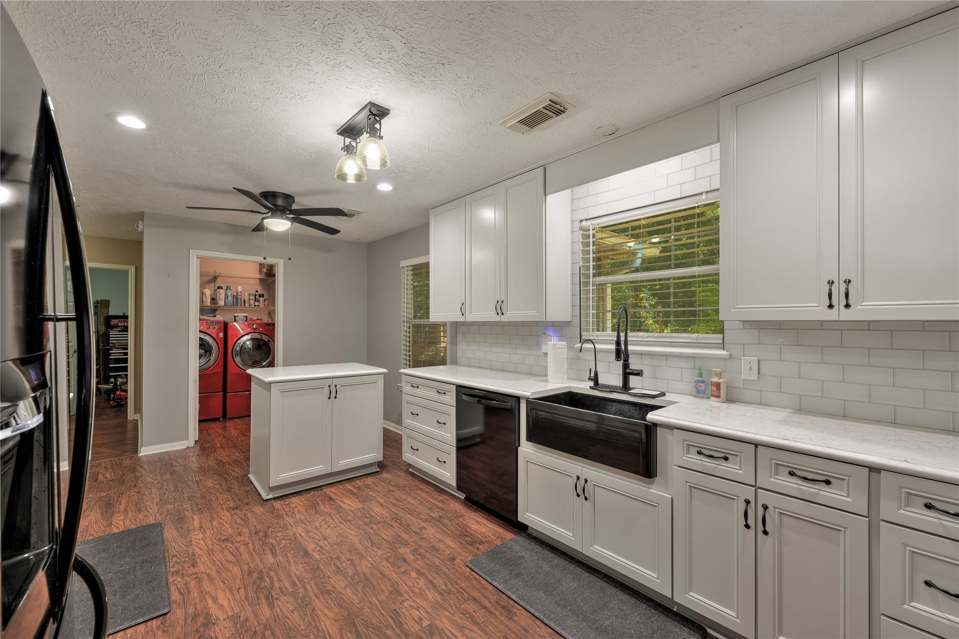 Beautifully renovated kitchen