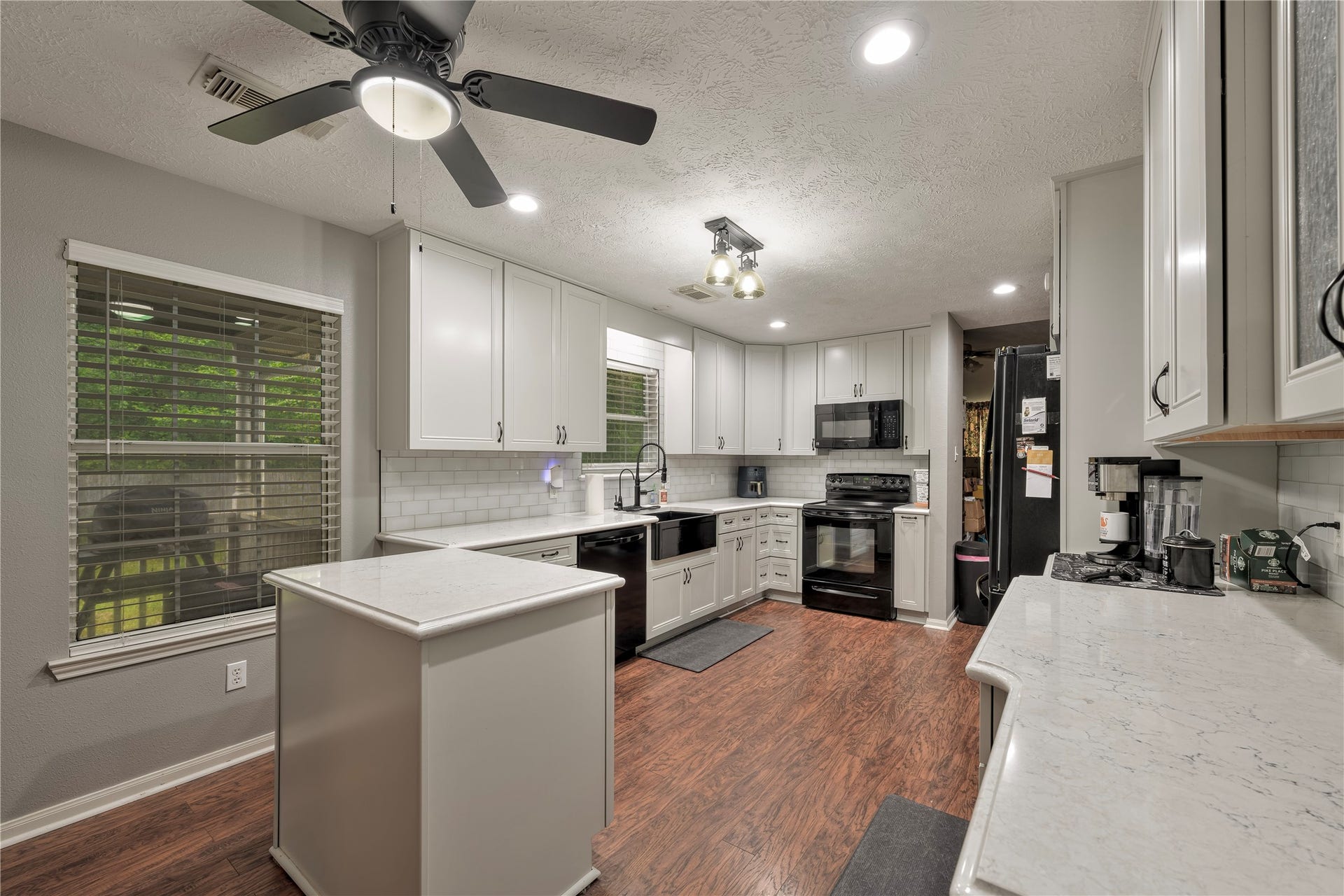 So much storage and counter space!