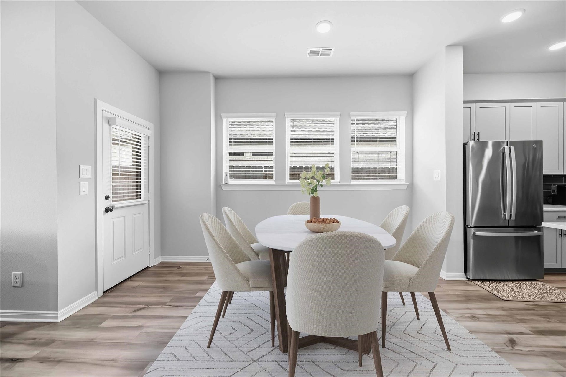 Dining Area (Virtually Staged)