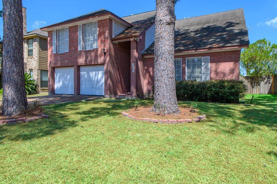 Property photo for 14831 Saint Cloud Drive, Houston, TX