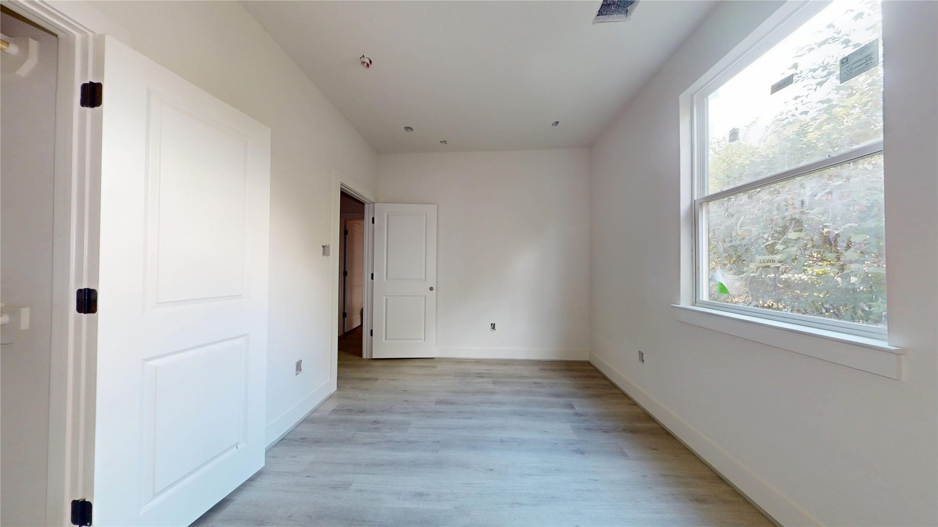 2021 Oak Forest Drive, Houston, TX 77018
