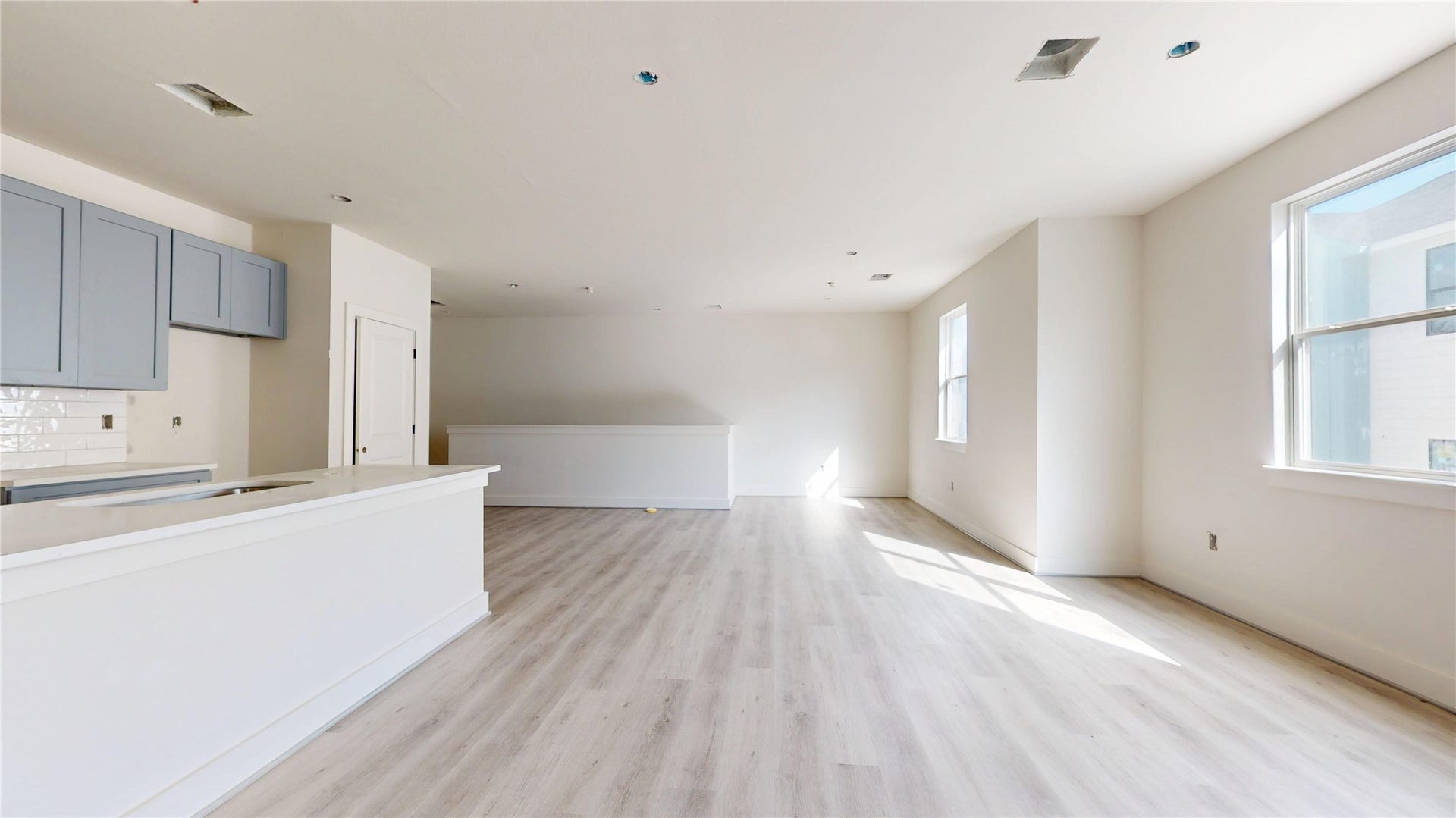 2021 Oak Forest Drive, Houston, TX 77018