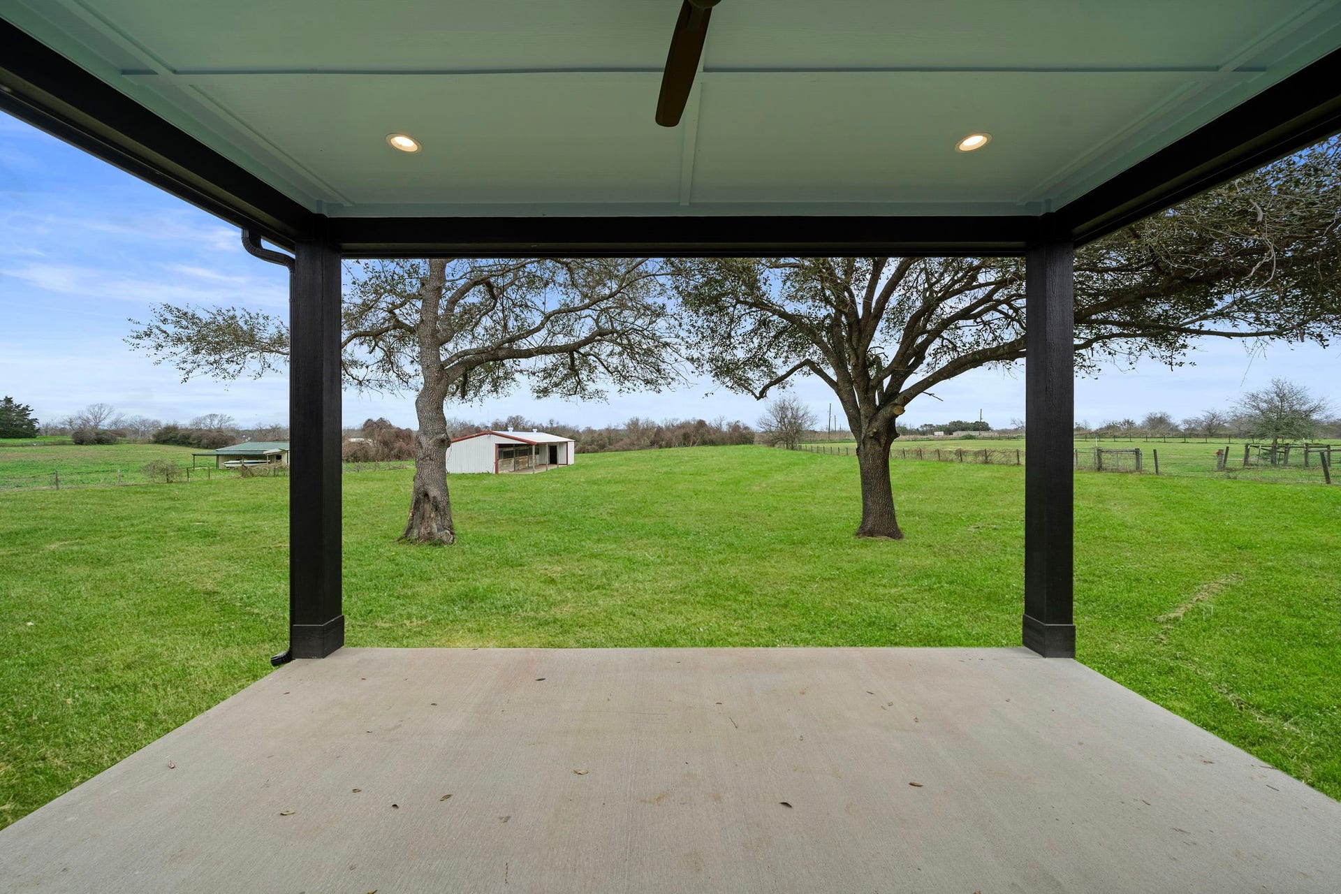 3 Acre Unrestricted Lot