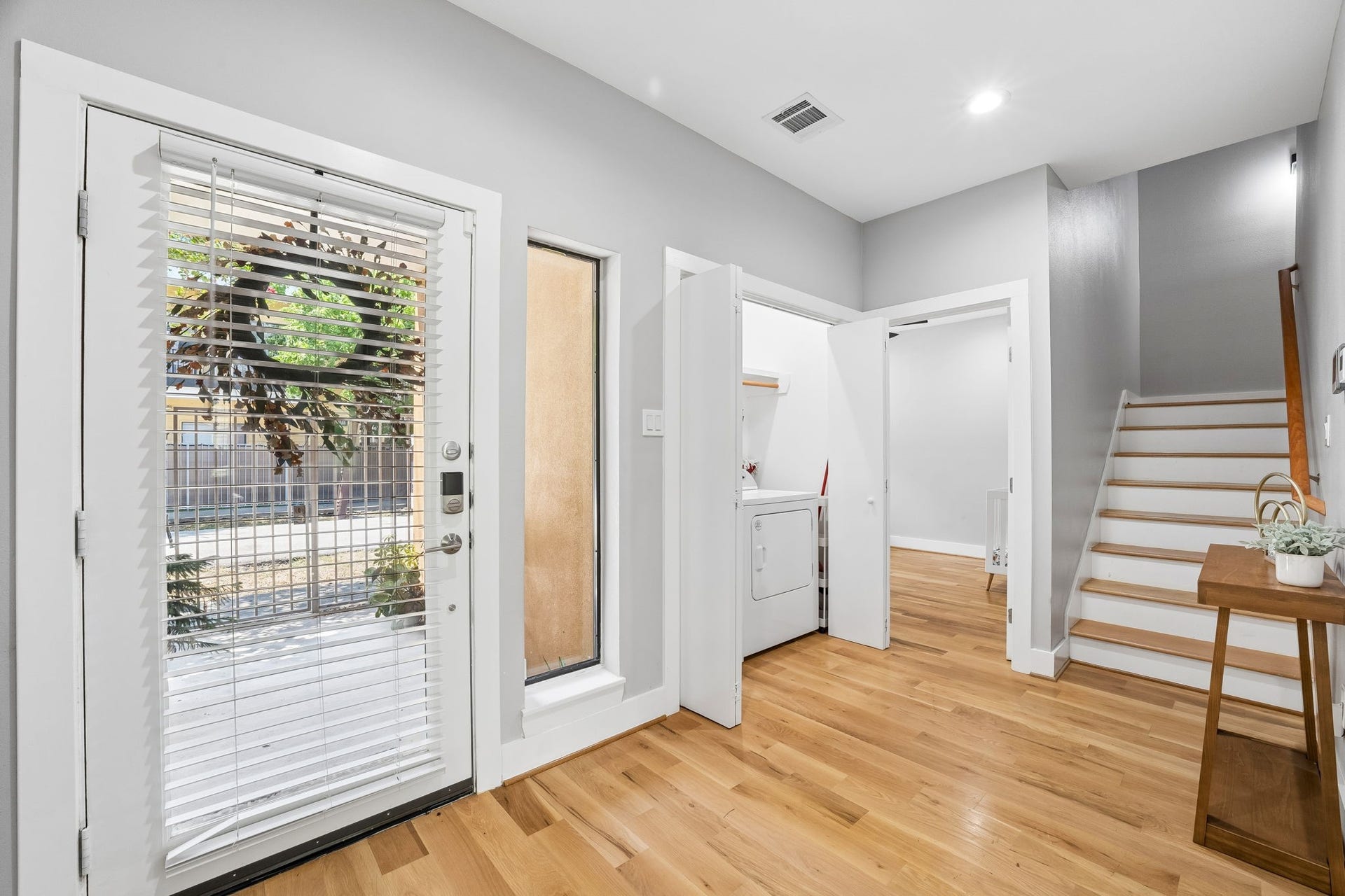 1614 Bonner Street, Houston, TX 77007 1614 Bonner Street, Houston, TX 77007