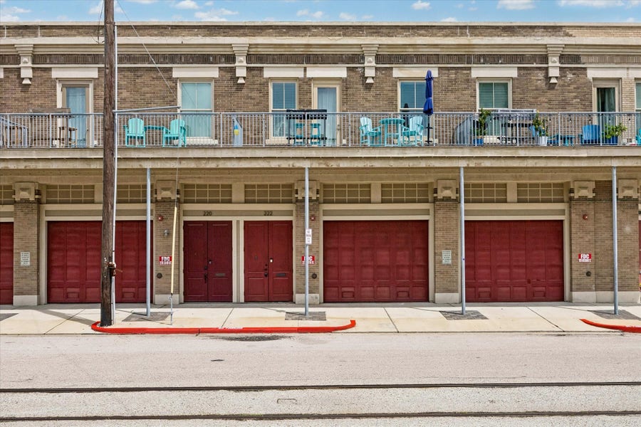 Property photo for 222 20th Street, Galveston, TX