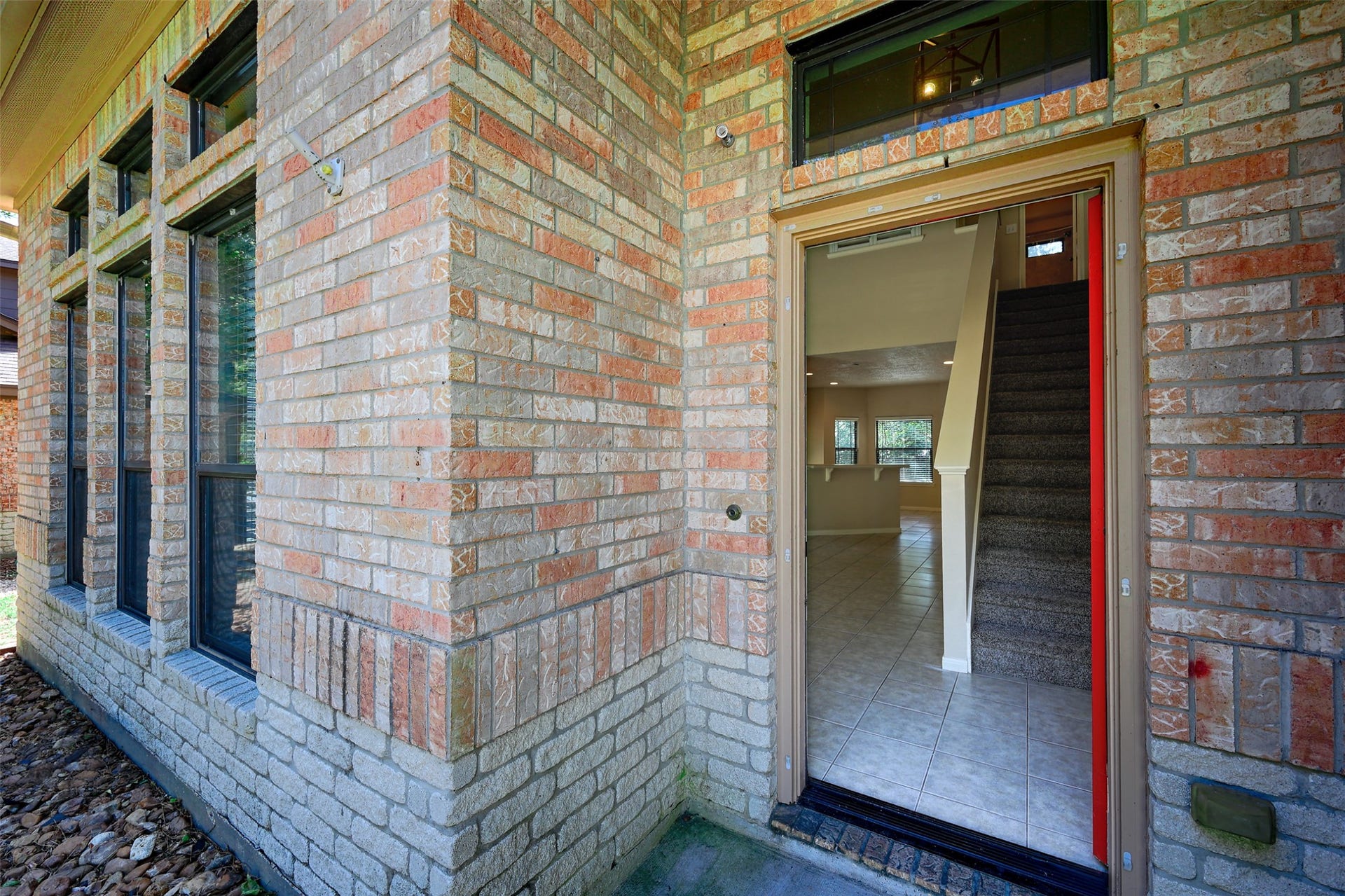 1909 Tickner Street, Conroe, TX 77301