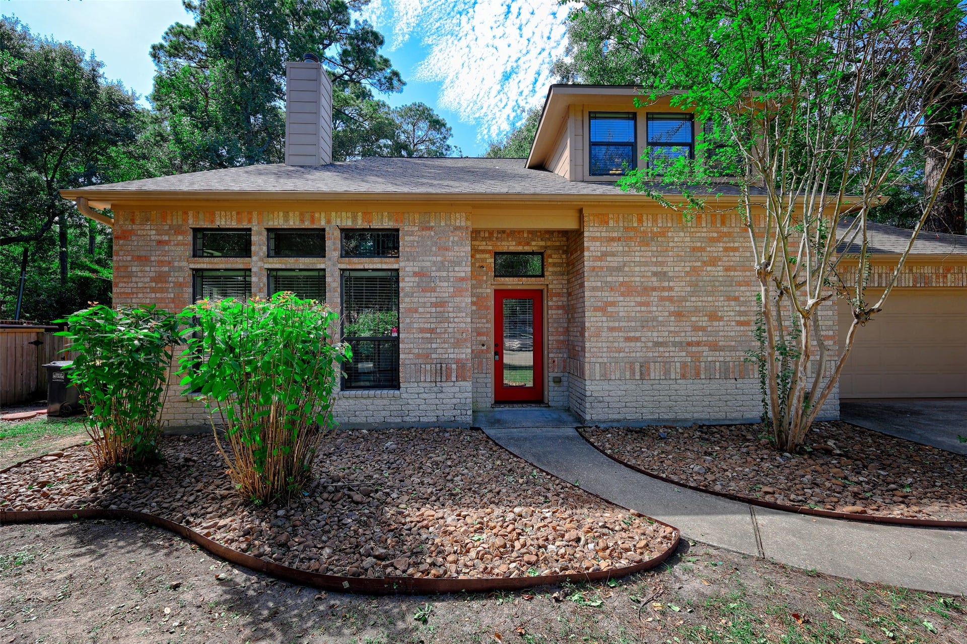 1909 Tickner Street, Conroe, TX 77301