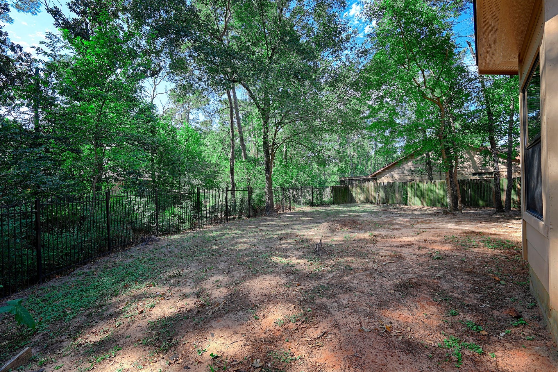 1909 Tickner Street, Conroe, TX 77301