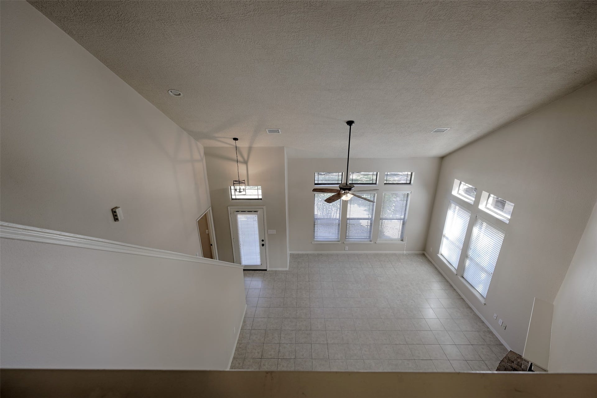 1909 Tickner Street, Conroe, TX 77301