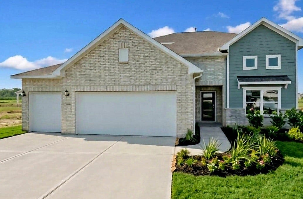 This home was the model home with all the upgrades..take a look inside!
