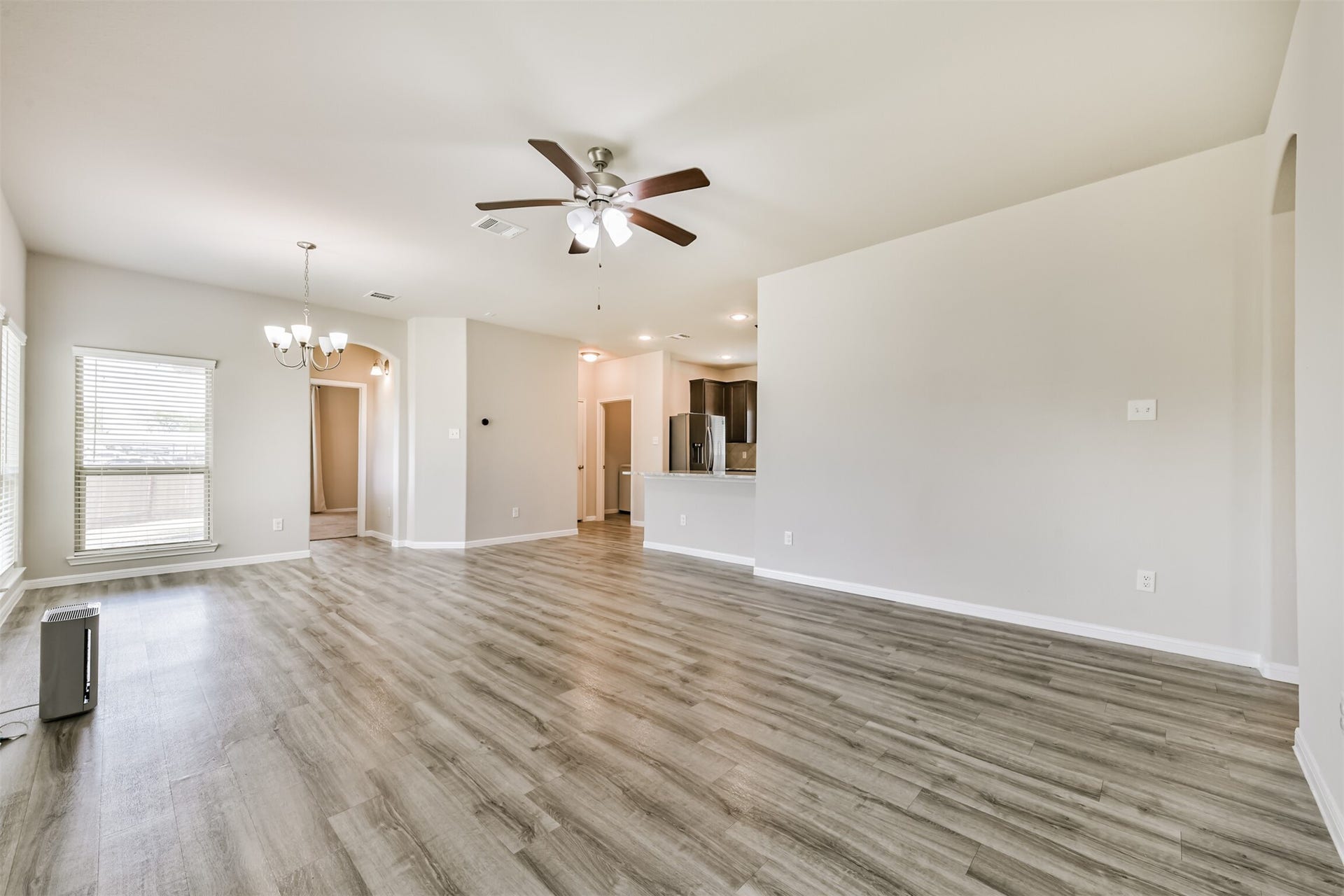 5116 Itiel Street, Houston, TX 77048 5116 Itiel Street, Houston, TX 77048