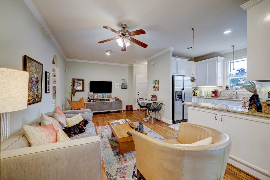 Property photo for 319 W 10th Street, #A, Houston, TX
