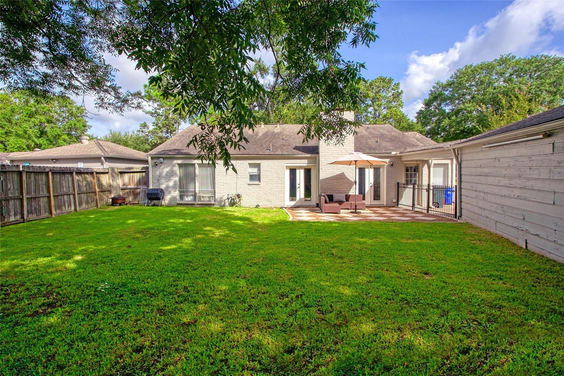 12007 Nova Drive, Houston, TX 77077 12007 Nova Drive, Houston, TX 77077
