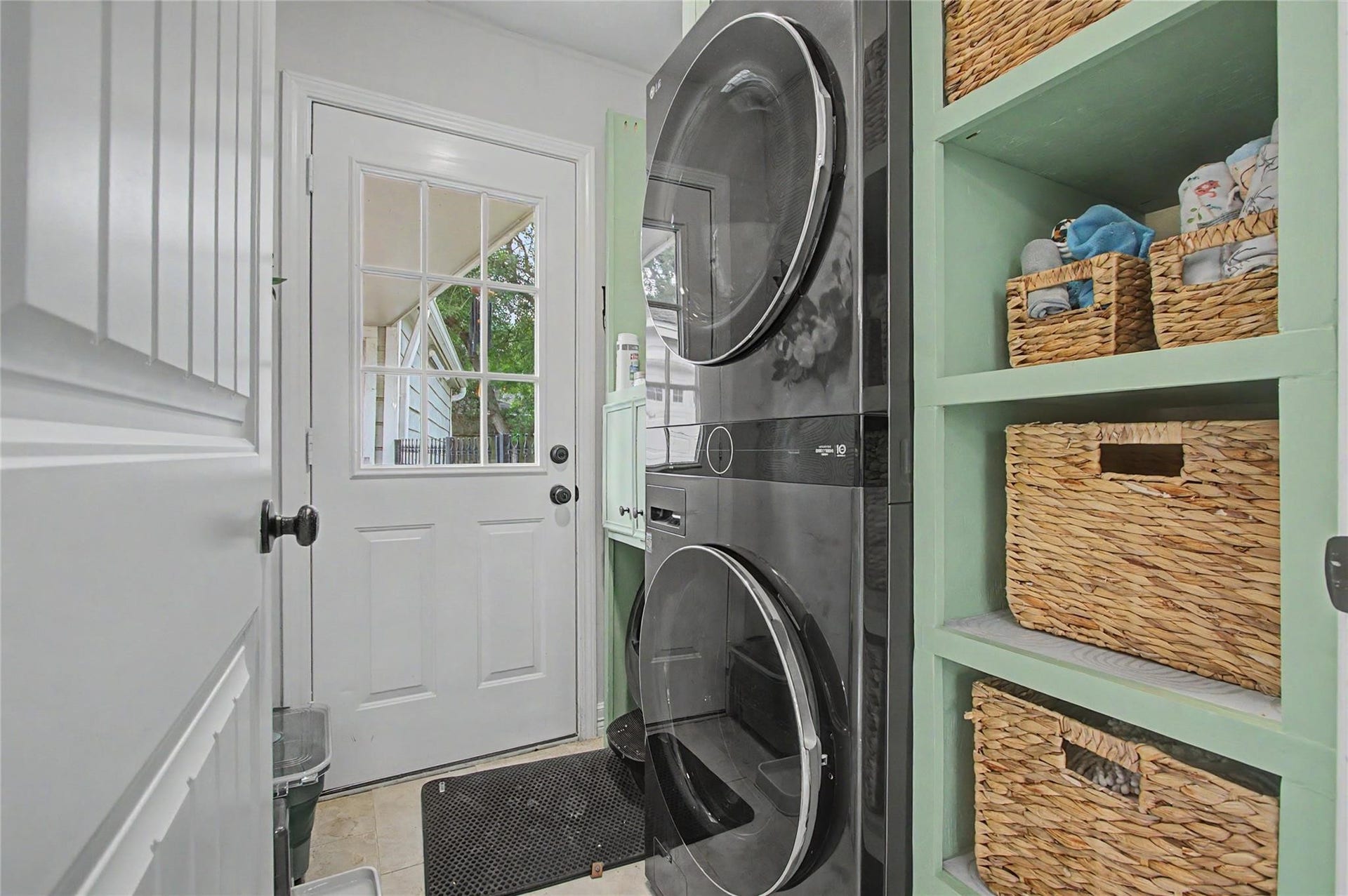 12007 Nova Drive, Houston, TX 77077 12007 Nova Drive, Houston, TX 77077