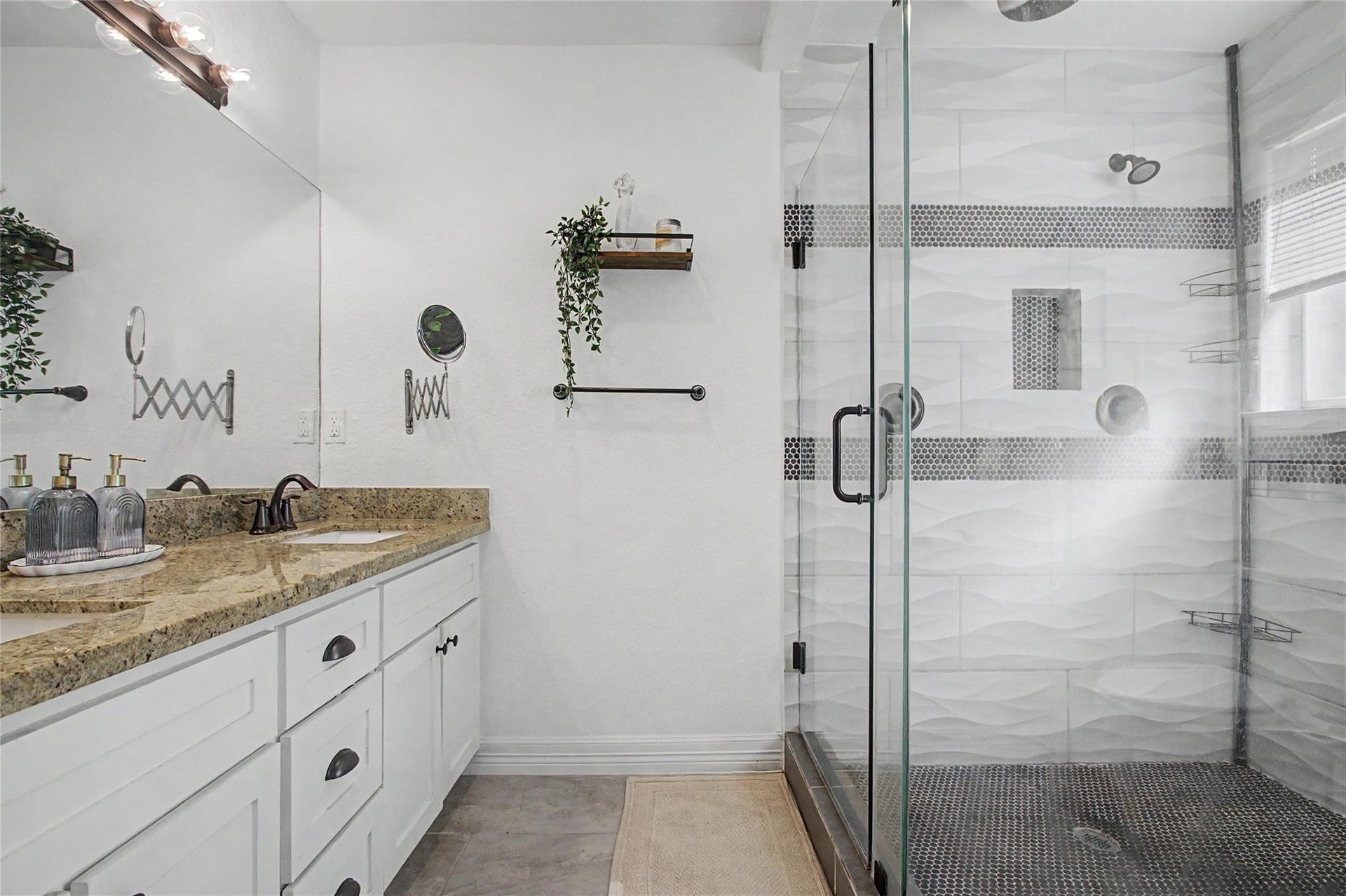 12007 Nova Drive, Houston, TX 77077 12007 Nova Drive, Houston, TX 77077