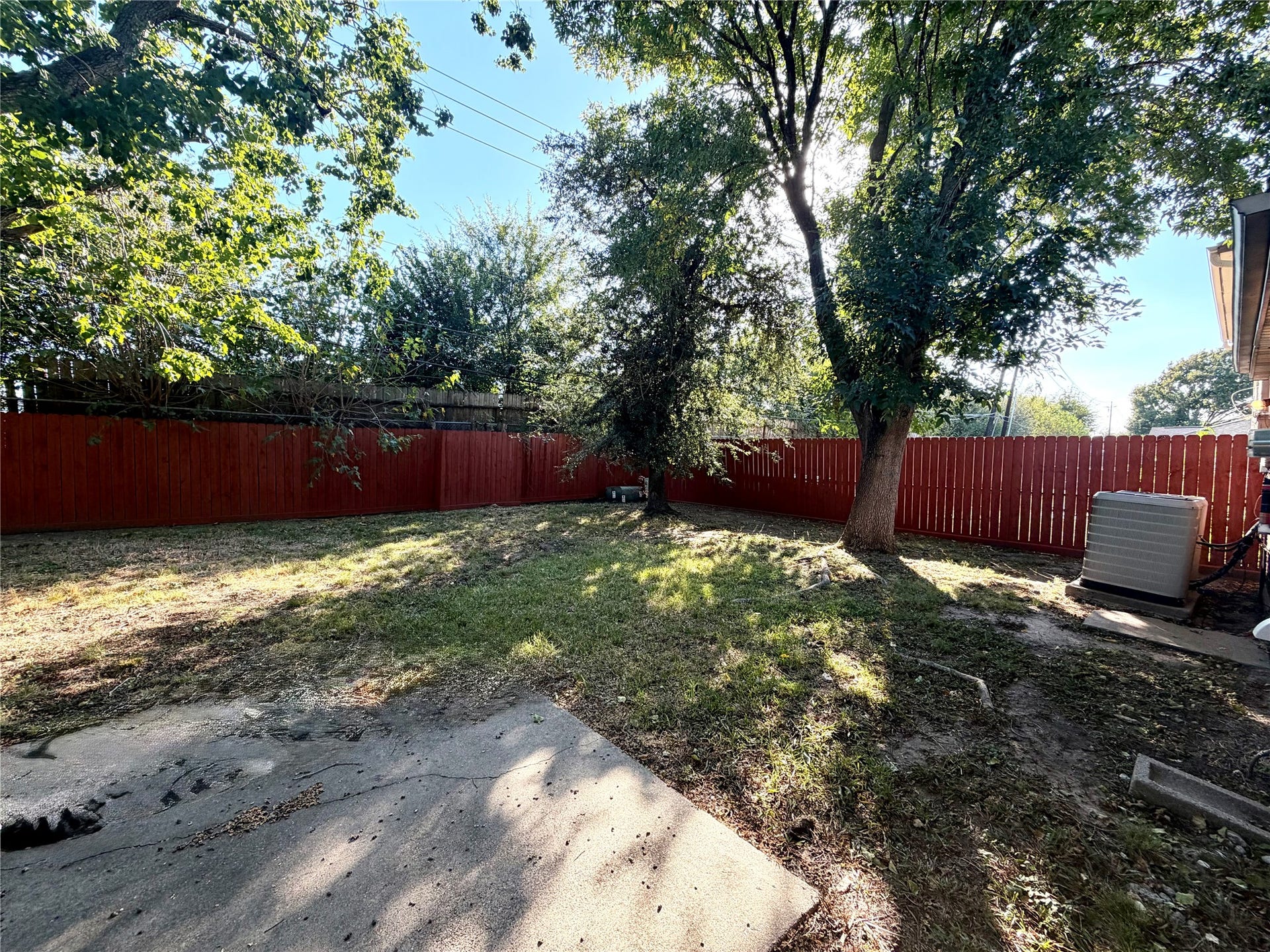3825 Redbud Drive, La Porte, TX 77571 3825 Redbud Drive, La Porte, TX 77571